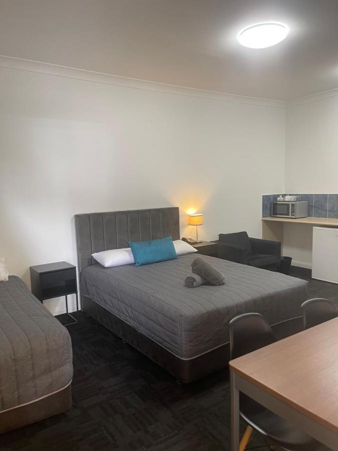 City West Motel Adelaide Exterior foto